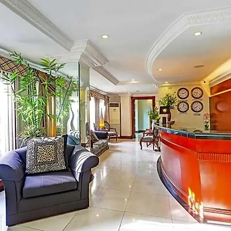 Collection O Vip Suites, Near Pnr Pasay Evangelista, Makati Manila