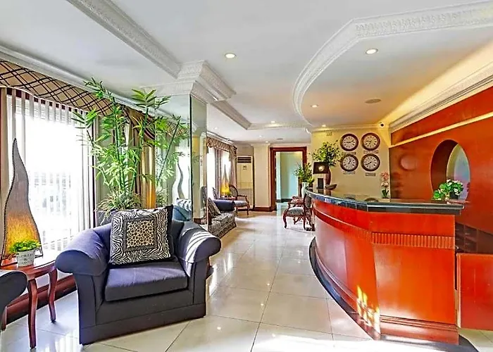 Collection O Vip Suites, Near Pnr Pasay Evangelista, Makati Hotel 3*
