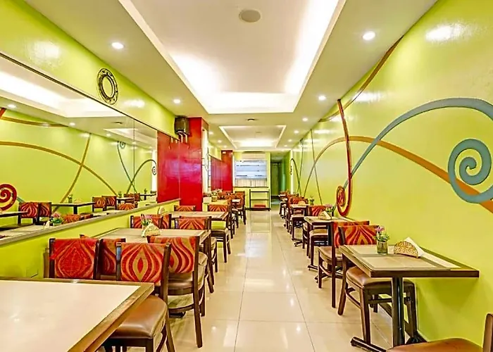 Collection O Vip Suites, Near Pnr Pasay Evangelista, Makati Hotel 3*