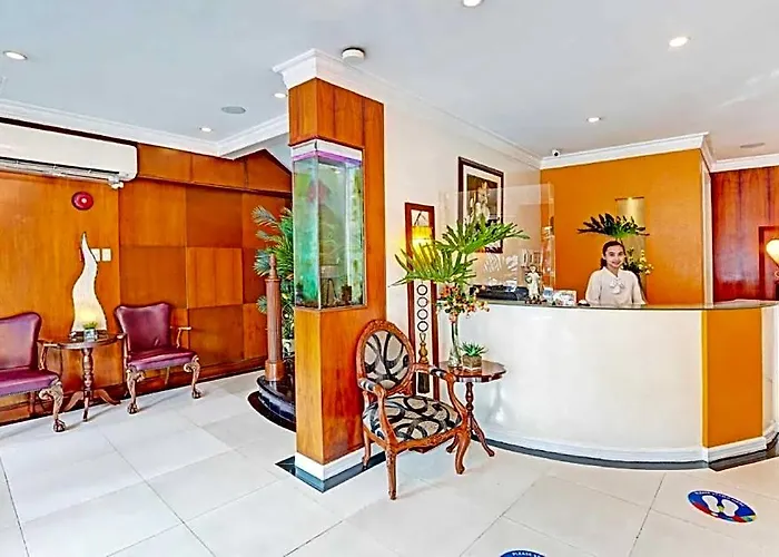 Collection O Vip Suites, Near Pnr Pasay Evangelista, Makati