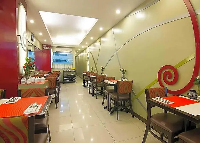 Collection O Vip Suites, Near Pnr Pasay Evangelista, Makati 3*