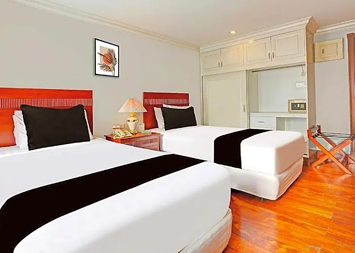 Collection O Vip Suites, Near Pnr Pasay Evangelista, Makati Hotel 3*