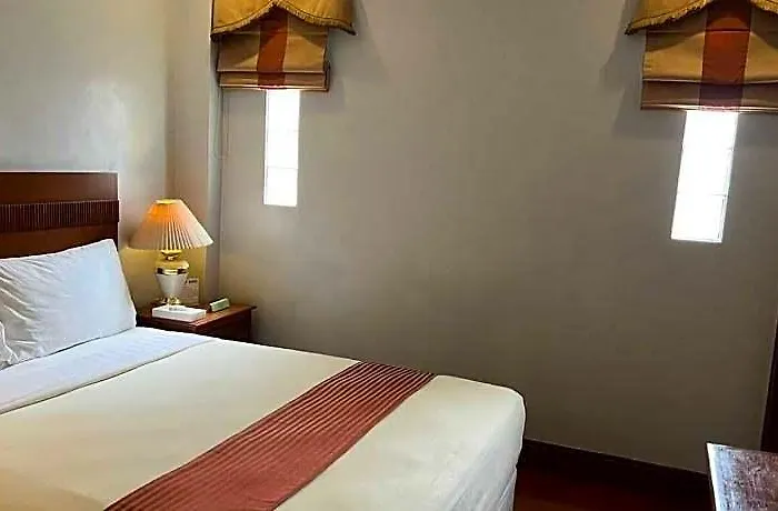 Collection O Vip Suites, Near Pnr Pasay Evangelista, Makati Hotel Manila